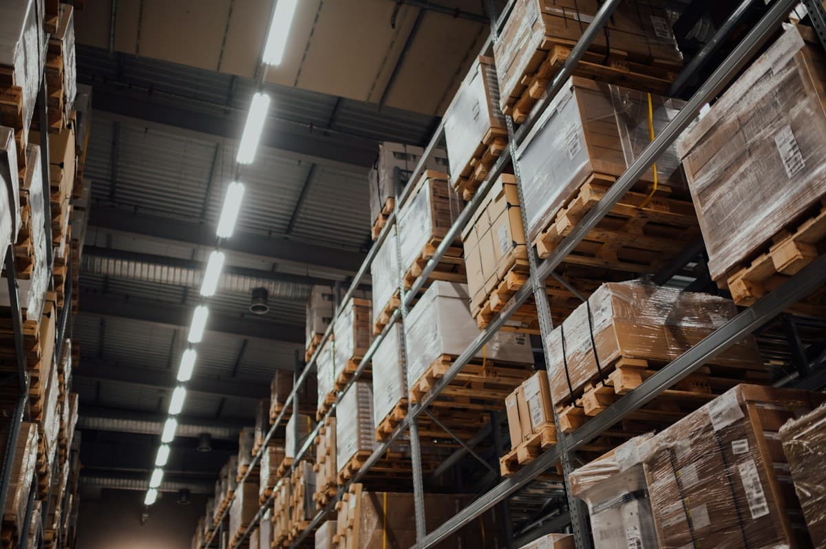 Industrielle Ersatzteillogistik und Bereitstellung